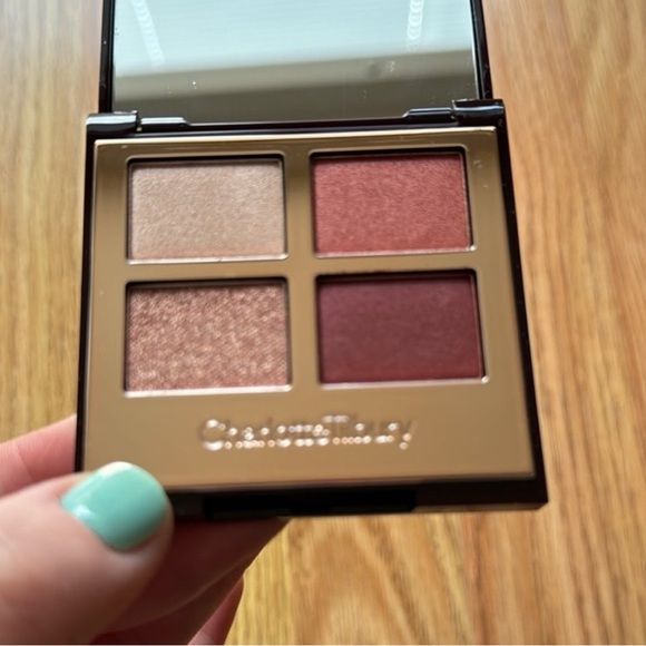 Charlotte Tilbury Luxury Palette - Walk Of No Shame - Picture 7 of 12